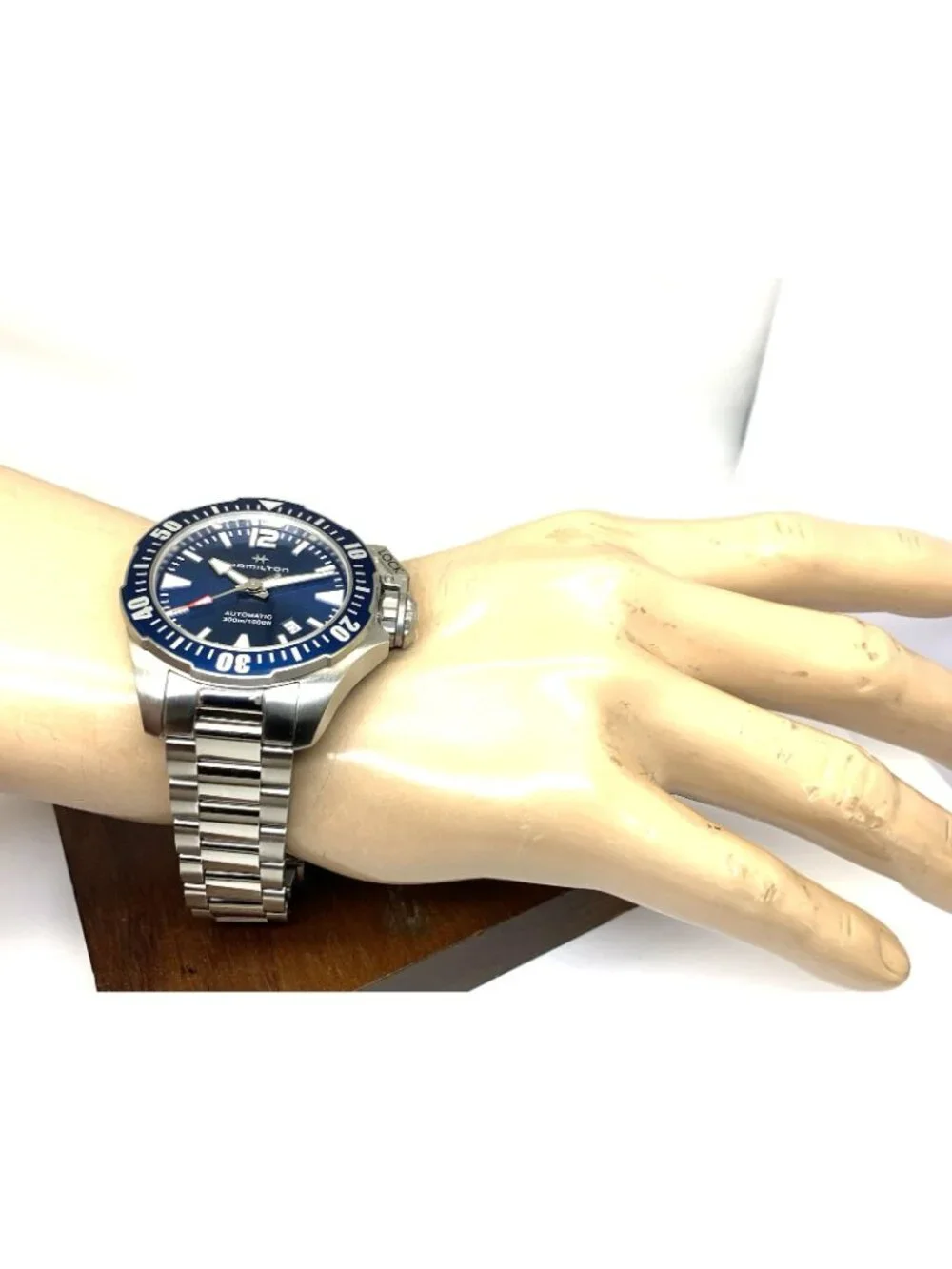 Hamilton Men's Watch H77705145 Frogman Swiss Automatic Blue Dial Steel 42mm